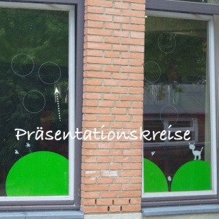 Struktur und Ordnung, Sichtschutz Grundschule, Präsentationskreise am Fenster Struktur und Ordnung, Sichtschutz Grundschule, Präsentationskreise am Fenster
