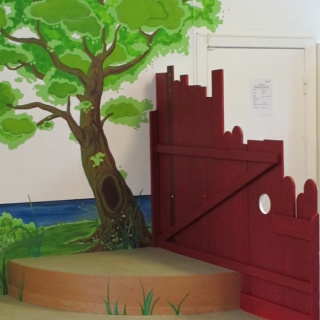 Bank Nachbarschatz, Blumenzeichnungen